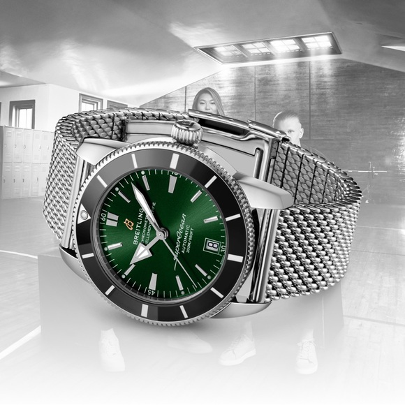 Almost brand new! Breitling Superocean Heritage 2 - emerald green dial 42mm - Picture 2 of 11